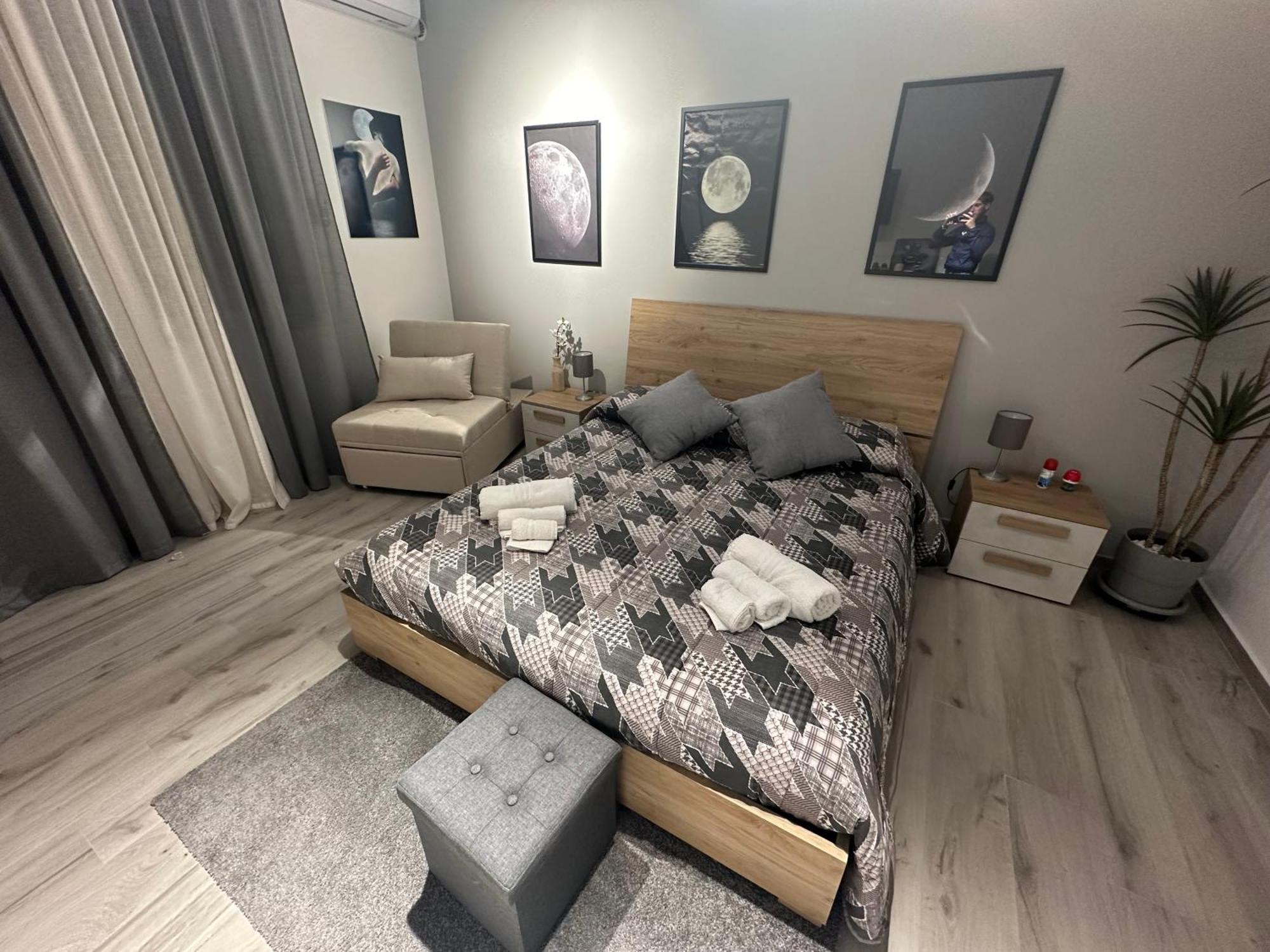 Appartement La Via Di Mezzo à Catane Extérieur photo