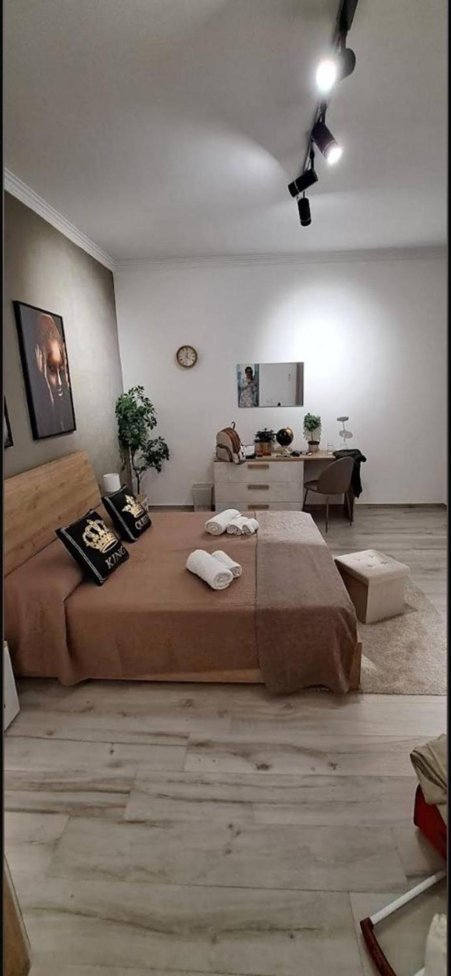 Appartement La Via Di Mezzo à Catane Extérieur photo